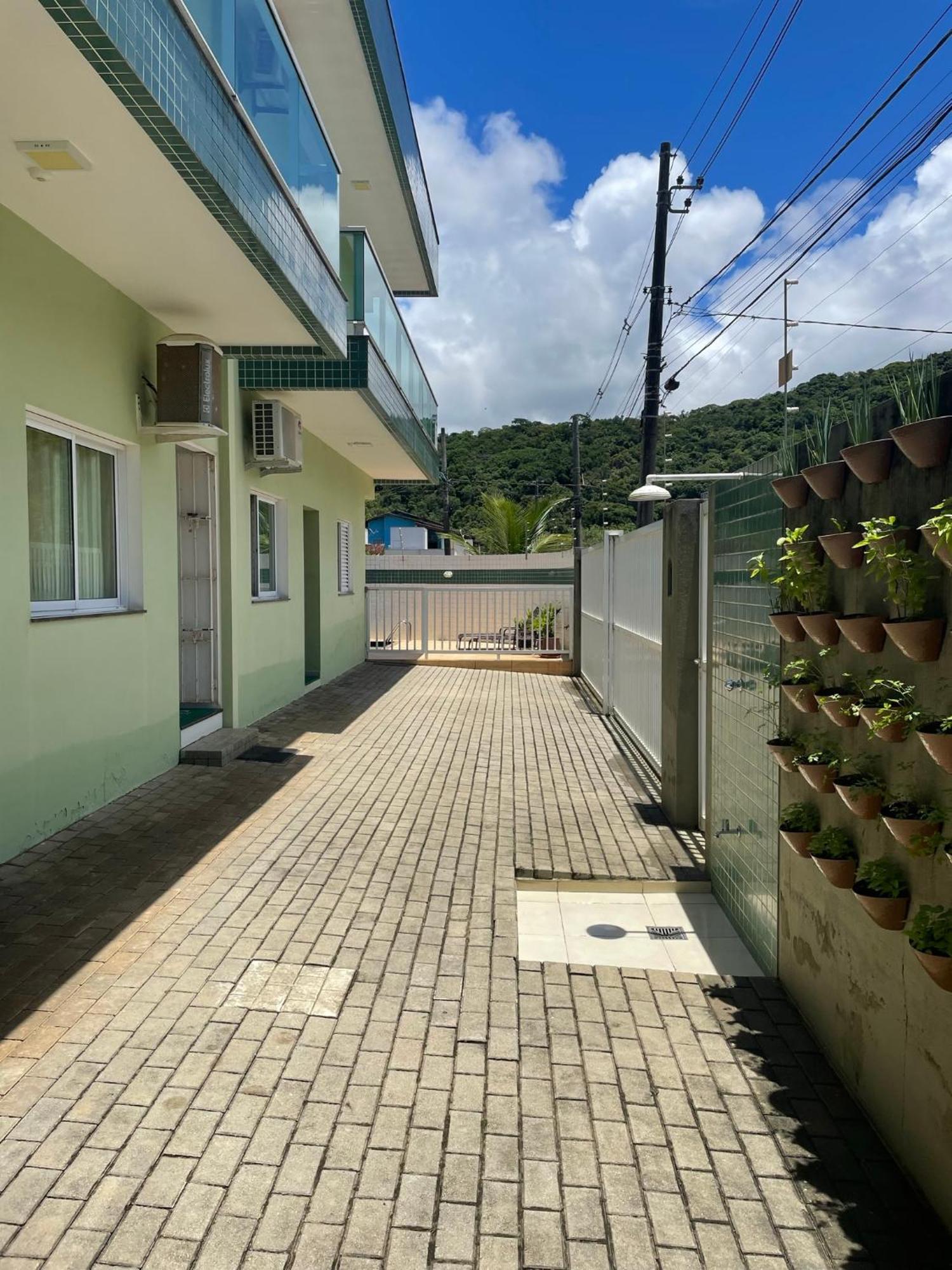 Js Aptos Ubatuba Buitenkant foto